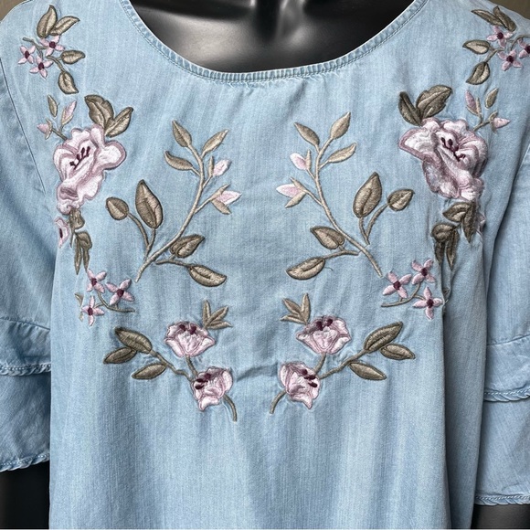 Boho embroidered top size XL - Picture 2 of 11